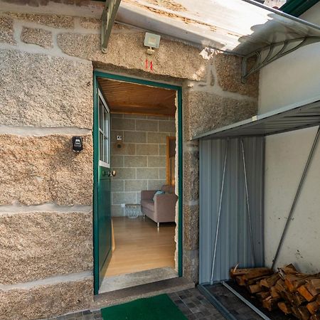 Casa Rustica T2 Com Salamandra E Cozinha - Seia - Serra Da Estrela - Casa Do Loureiro II Bagian luar foto